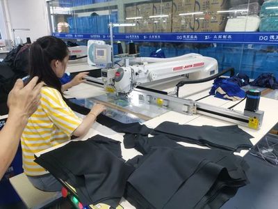 聽(tīng)！南昌奮勇?tīng)?zhēng)先的鏗鏘足音——服裝制造的崛起與創(chuàng)新